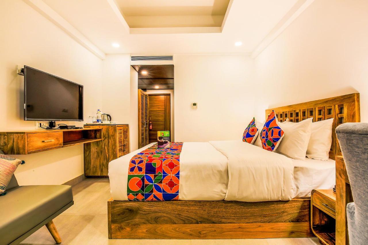 Fabhotel Casa Kiara With Pool Side Bar - Nr Calangute Beach 外观 照片