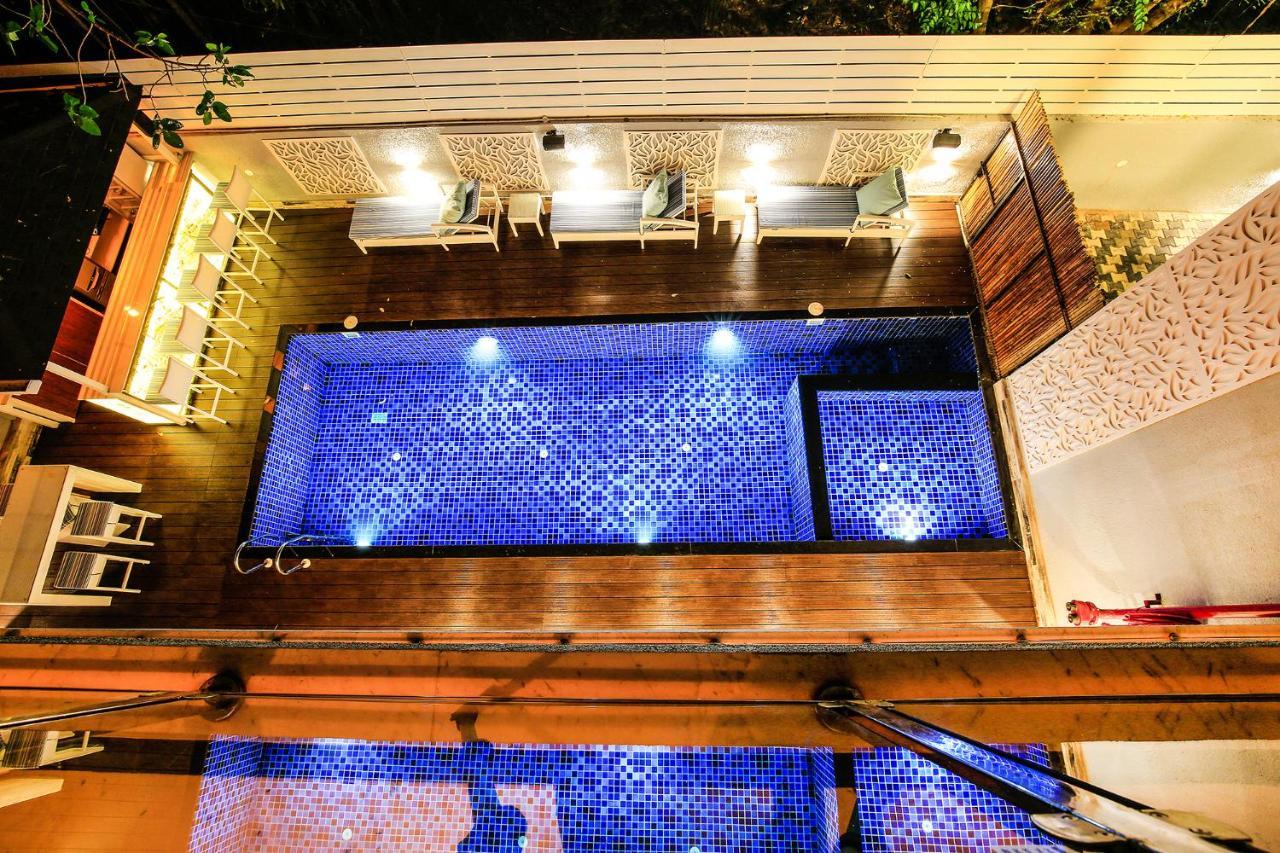 Fabhotel Casa Kiara With Pool Side Bar, 卡兰古特 外观 照片
